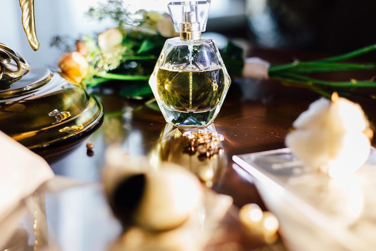 What Makes a Perfume Truly Luxurious? 15 Things That Matter More Than the Price Tag